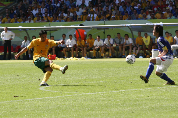 Tim Cahill scores his second goal to put Australia into a 3-1 lead over Japan at the 2006 Cup in Germany.