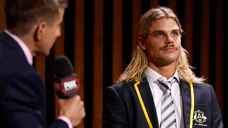 ‘I went through a really dark time’: Bailey Smith’s brave revelation at All-Australian awards