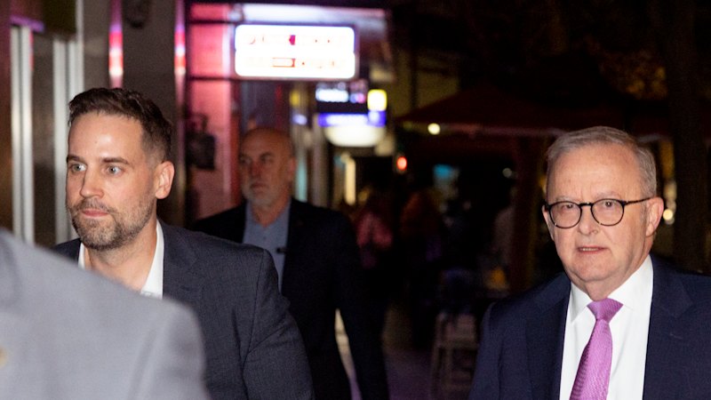 Australia news LIVE: Test emergency alert to sound; Iran will halt strikes if US pause bombing
