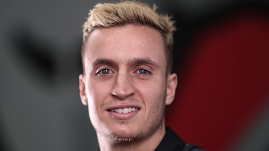 Orazio Fantasia has told Essendon he is staying put.