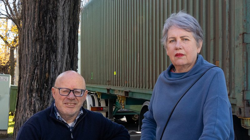 Thousands of trees missing in promised West Gate replanting program (australia) — SMH