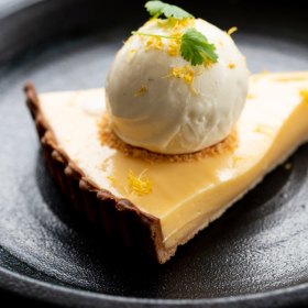 Yuzu tarte citron.