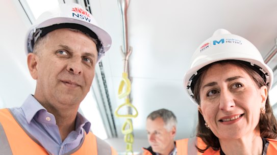 'Soulless canyon' fears as Premier plans 7500 more flats for Sydney's north shore