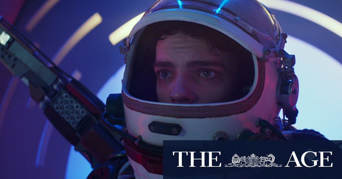 Intense Australian sci-fi movie 2067 imagines humankind's last stand - Vimarsana News