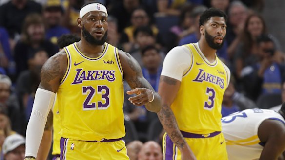 LeBron James (left) and Anthony Davis.