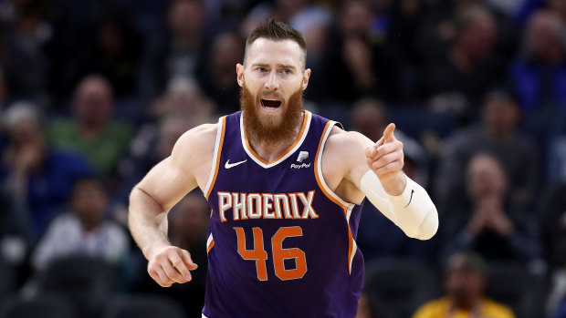 Aron Baynes had another big game after his recent crossing to the Suns.