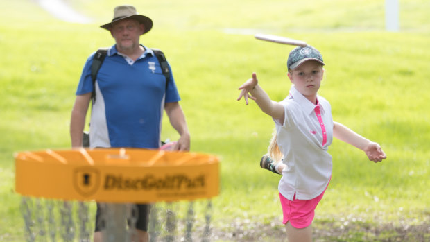 Melbourne Disc Golf Club president Jeff Brunsting and Evelyn Heath in 2018.