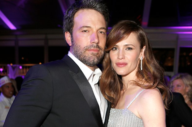 Ben Affleck and Jennifer Garner attend the 2014 Vanity Fair Oscar Party Hosted By Graydon Carter on March 2, 2014 in West Hollywood, California.