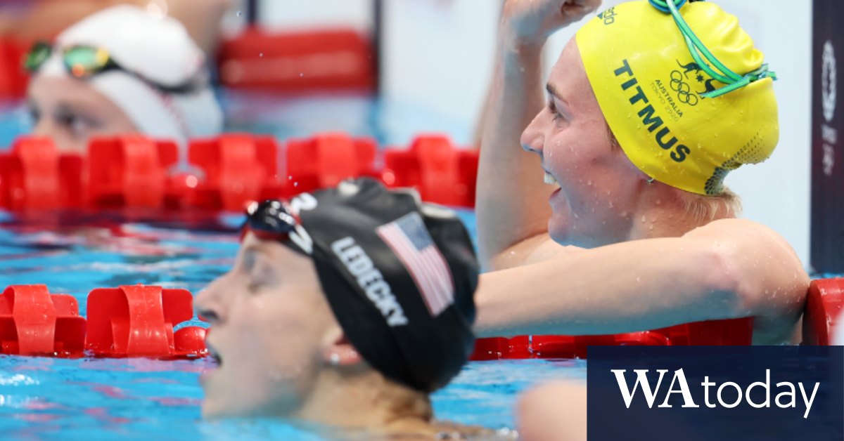Ariarne Tittoms defeats Katie Ledecky in the 400-meter ...