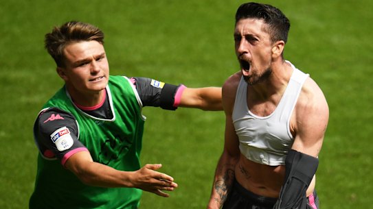 Pablo Hernandez celebrates his late winner at Swansea.
