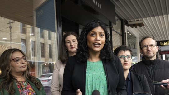 Leader of the Victorian Greens Samantha Ratnam (centre) with federal deputy leader Mehreen Faruqi, Melbourne MP Ellen Sandell, Richmond candidate Gabriella De Vietri, and federal leader Adam Bandt in Richmond on the first day of early voting. 