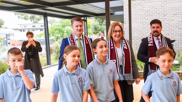 Premier Jacinta Allan and Deputy Premier Ben Carroll at Pascoe Vale South Primary School.