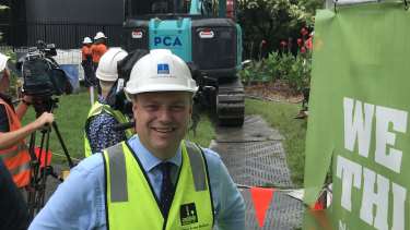 Lord Mayor Adrian Schrinner at a South Brisbane worksite for the Brisbane Metro.
