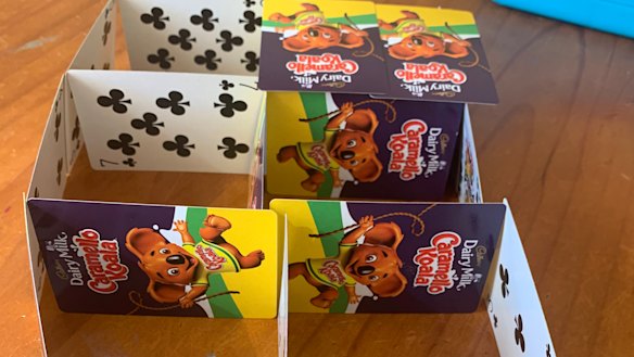 Readers aren't just turning to screens to keep themselves entertained.