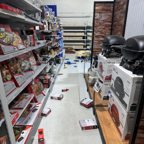 Stock on the floor of the Mitre 10 in Muswellbrook after the quake struck at 12.01pm on Friday. 