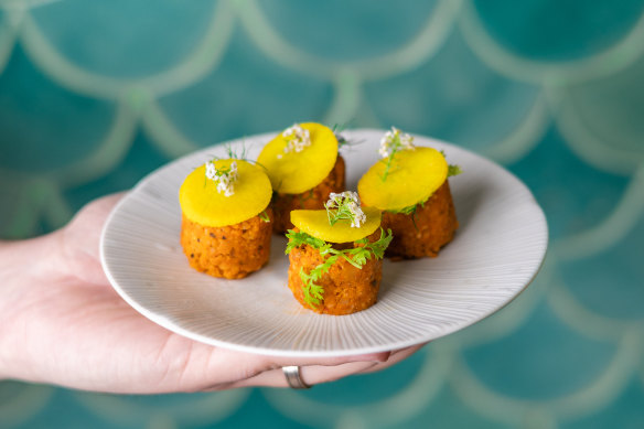 Tulum is offering a cracking lunch deal. 