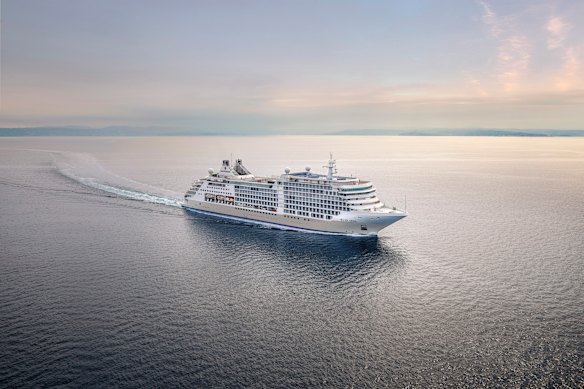 Silver Moon is one of Silversea’s Classic ships.