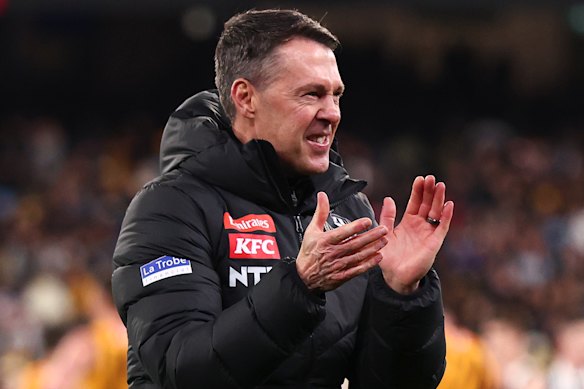 Magpies coach Craig McRae clapped his hands and fired up the club’s faithful after their second draw against the Hawks this season.