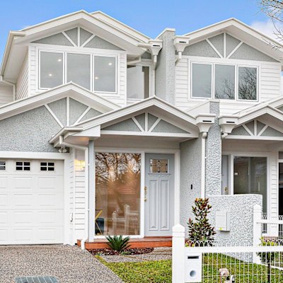 Yarraville vendors gain double payday as underbidder buys the new home next door