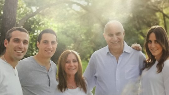 Terry Kitay (middle) with her family, including daughter Keri (R). Becoming withdrawn and nervous were Terry’s early signs of dementia.