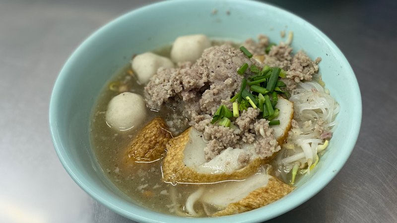 Forget the hotel buffet, for breakfast in Bangkok 