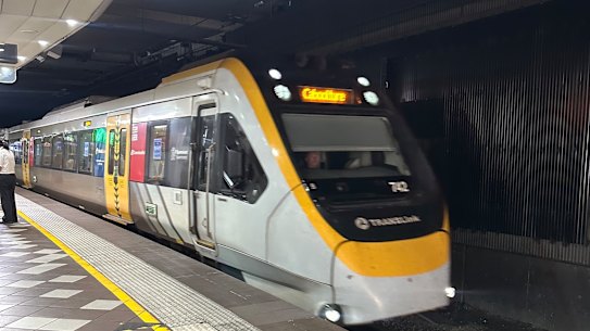 Las líneas ferroviarias de Brisbane y el sureste permanecerán cerradas durante varios días tras las huelgas del fin de semana largo.