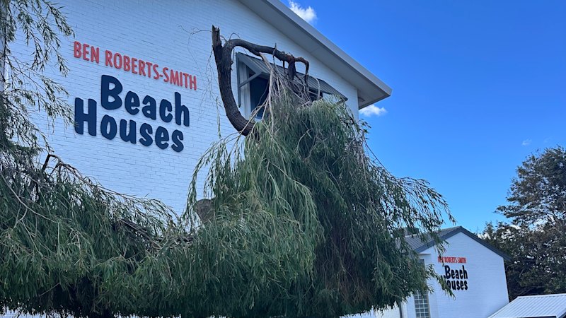 Rinehart buys beachside block, names it after Ben Roberts-Smith