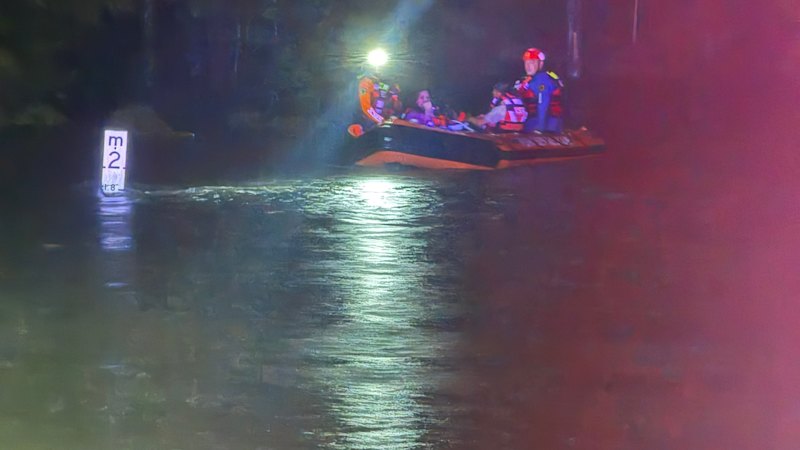 Flash flooding hits Sydney as heavy rain lashes the city