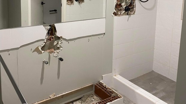 Building watchdog blames manufacturer for leaky plumbing in Perth homes