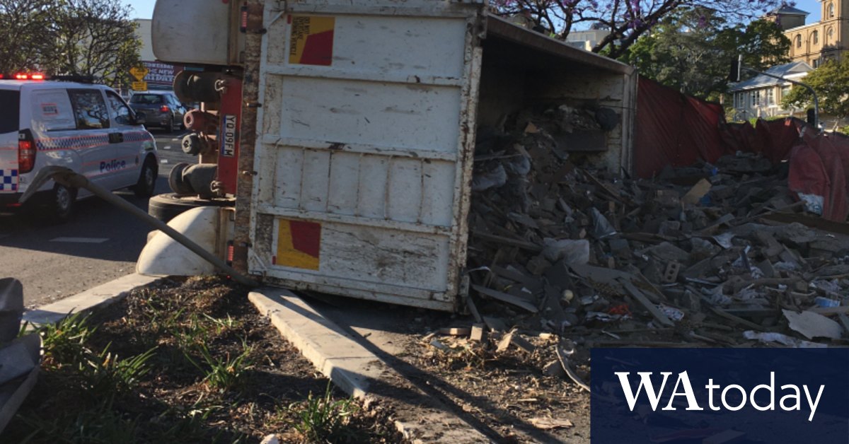 Delays ease after clean-up effort for truck rollover near ...