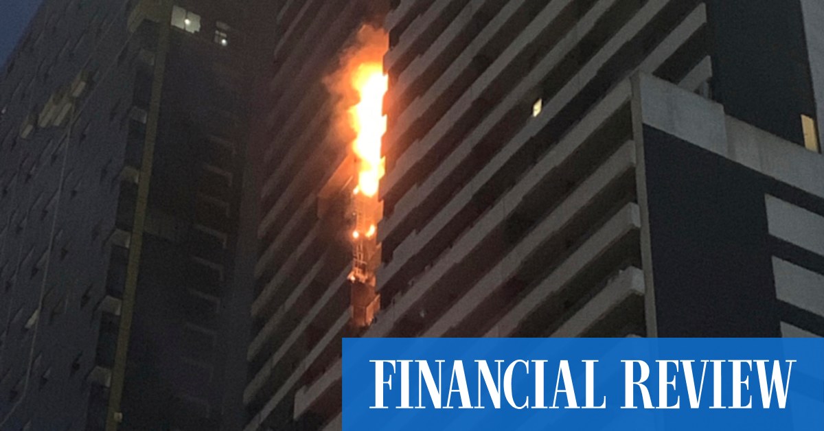 Insurer goes after builder LU Simon on another cladding tower - Vimarsana News