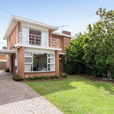 Mid-century Brighton home sells for $3.2 million post auction