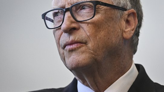 Il portavoce di Bill Gates ha negato l'affermazione definendola “assolutamente assurda e completamente falsa”.