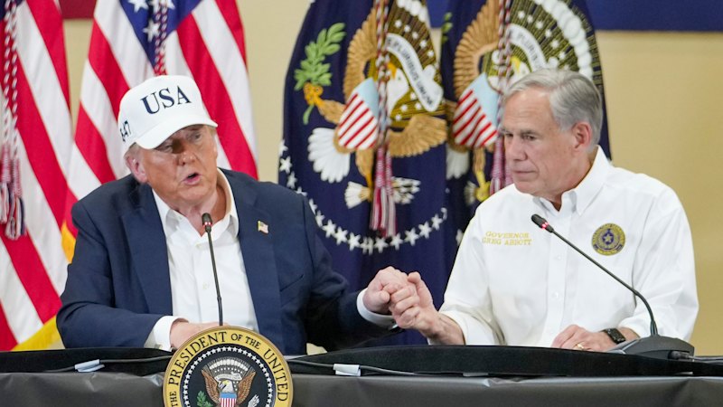 Texas governor orders arrest of Democrats who fled Trump-backed gerrymander stoush