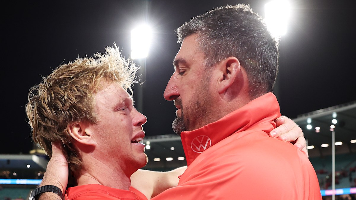 Sydney Swans incident, SCG double header: Men’s team beats North ...
