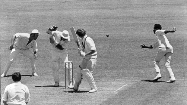 John Benaud shapes up to Intikhab Alam in a Rest of the World match.