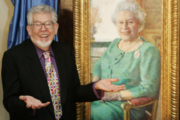 Rolf Harris at the unveiling of his portrait of the Queen in 2005.