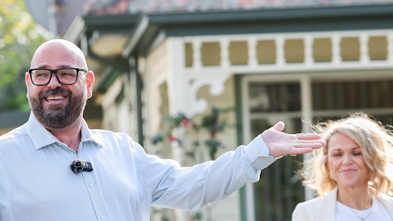‘We had given up on Yarraville’: First home buyers win $955,000 house