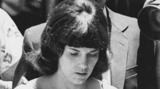 Lindy Chamberlain outside court in Alice Springs in 1982.