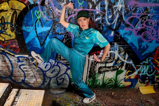 Roo do you think you are? Comedian Steph Broadbridge strikes a pose.