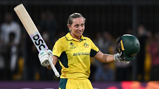 INDORE, INDIA - OCTOBER 01: Ash Gardner of Australia celebrates her century during the ICC Women’s Cricket World Cup India 2025 match between Australia and New Zealand at Holkar Cricket Stadium on October 01, 2025 in Indore, India. (Photo by Prakash Singh/Getty Images)