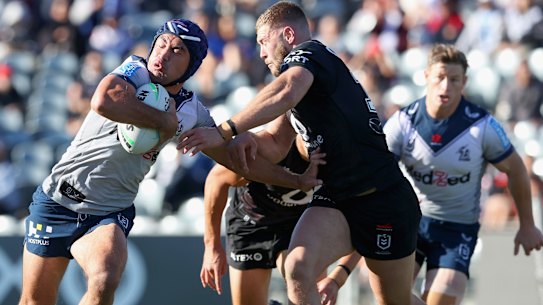 The Storm have officially overtaken the Panthers for the top spot of the NRL ladder after taking down the Warriors 42-16 at Central Coast Stadium on Sunday afternoon. 