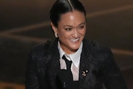 Autumn Durald Arkapaw accepts the award for cinematography.