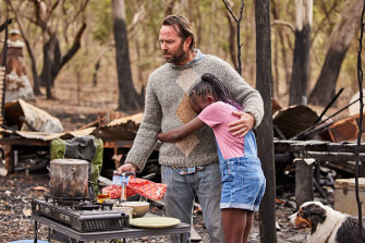 In the apocalyptic final episode of Fires a young girl (Ameshol Ajung) is separated from her family during a beach evacuation and seeks aid from a gruff and reluctant loner (Sullivan Stapleton).