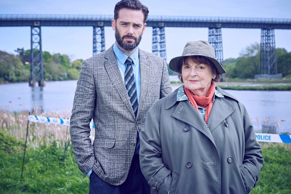 Brenda Blethyn as DCI Vera Stanhope and David Leon as DI Joe Ashworth.
