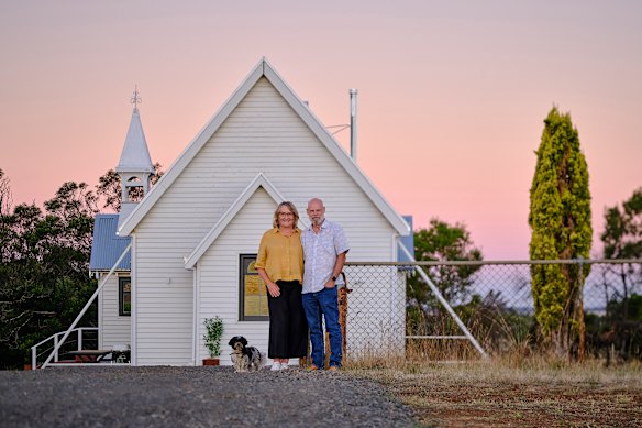 Homeowners Ros and Craig outside Breakaway Creek church on  Restoration Australia. 