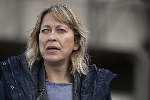 Nicola Walker plays DI Annika Strandhed in the British crime drama Annika. 