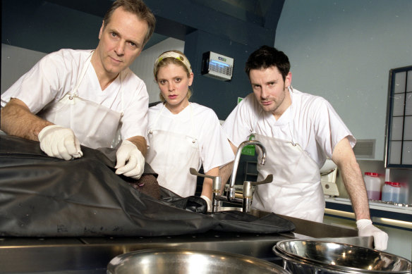The Silent Witness team in 2007: William Gaminara as Professor Leo Dalton, Emilia Fox as Dr Nikki Alexander, and Tom Ward as Dr Harry Cunningham.