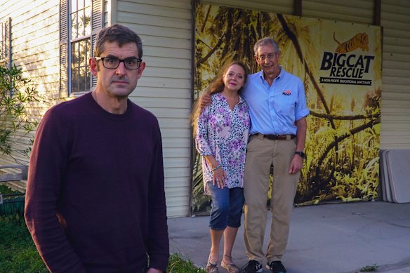 Louis Theroux with Carole and Howard Baskin at Big Cat Rescue in Florida.