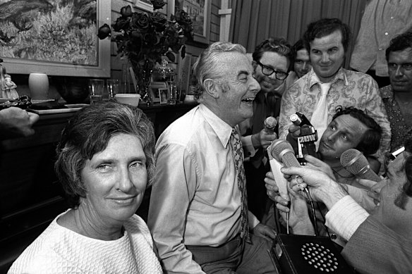 Gough Whitlam, with wife Margaret, addresses a crowd in Sydney after winning the federal election, December 2, 1972.